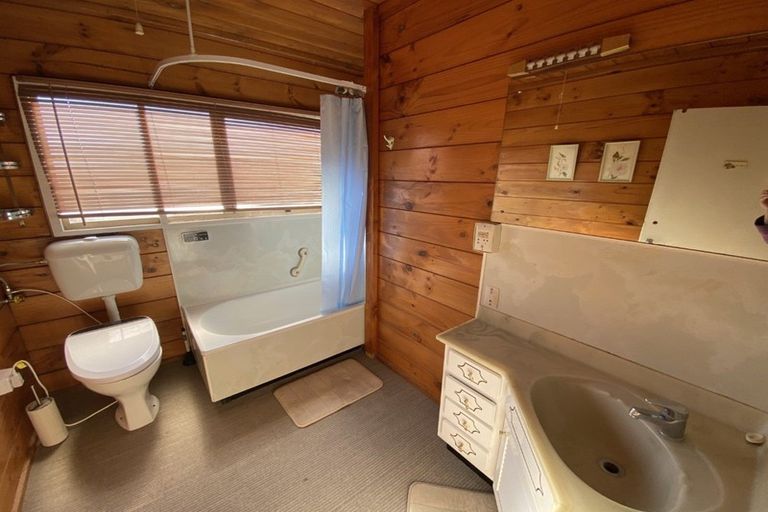 Photo of property in 4 Papawai Place, Milson, Palmerston North, 4414