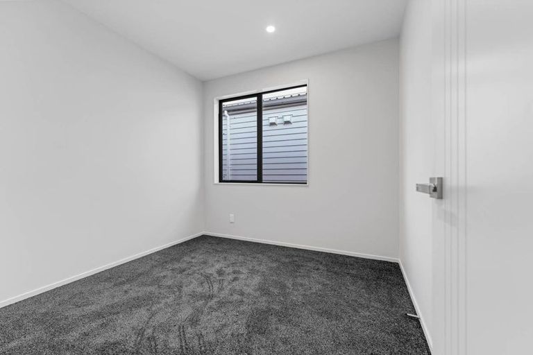 Photo of property in 14 Yellow Pear Lane, Karaka, 2578