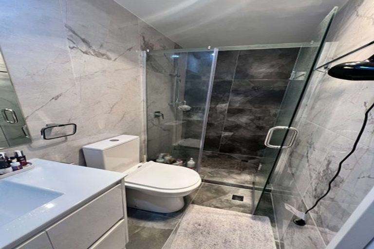 Photo of property in 73 Marendellas Drive, Bucklands Beach, Auckland, 2014