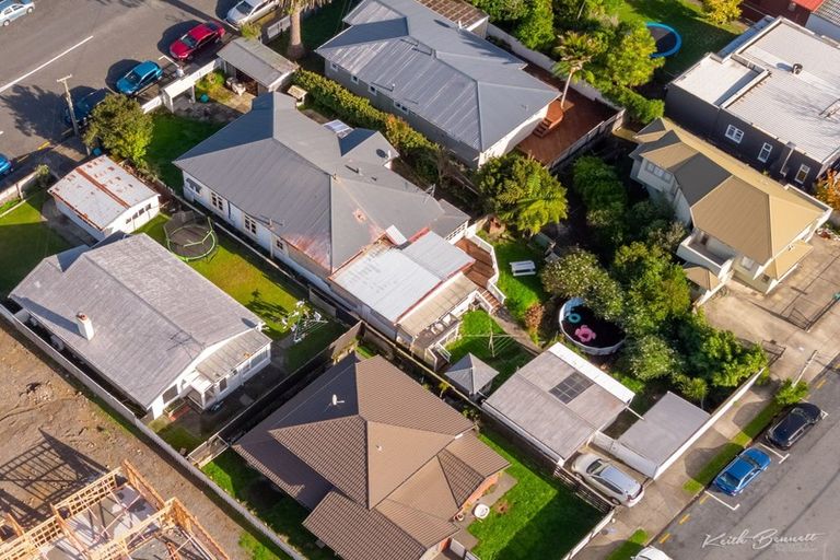 Photo of property in 43 Pretoria Street, Hutt Central, Lower Hutt, 5010