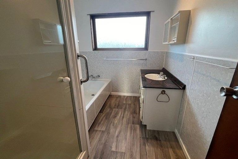 Photo of property in 1/131 Union Road, Howick, Auckland, 2014