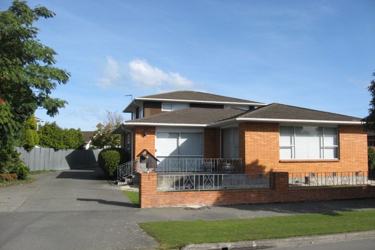 Photo of property in 3 Camrose Place, Ilam, Christchurch, 8041
