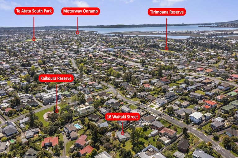 Photo of property in 16 Waitaki Street, Henderson, Auckland, 0612