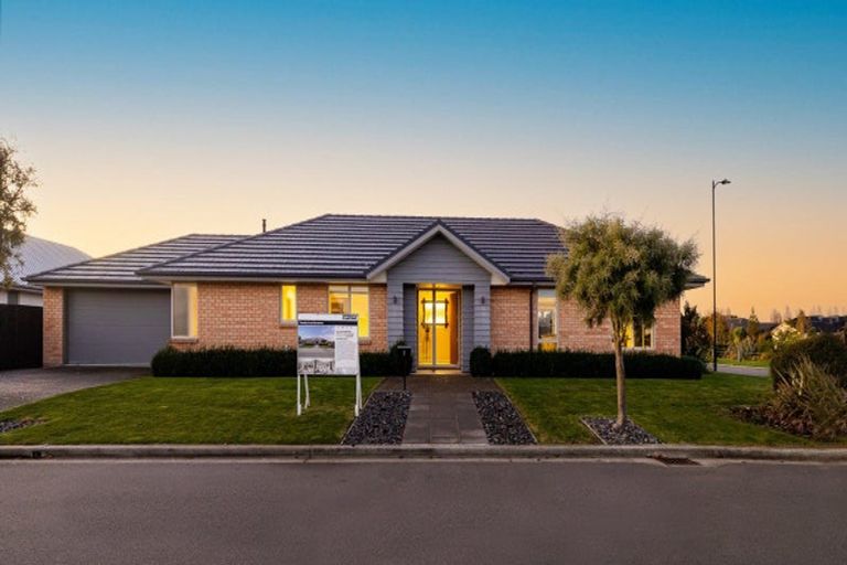 Photo of property in 2 Te Aika Street, Marshland, Christchurch, 8083