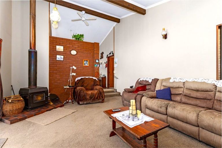 Photo of property in 8 Browning Street, Winchester, 7985