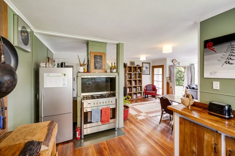 Photo of property in 1447 Ridgemount Road, Tutira, Napier, 4188