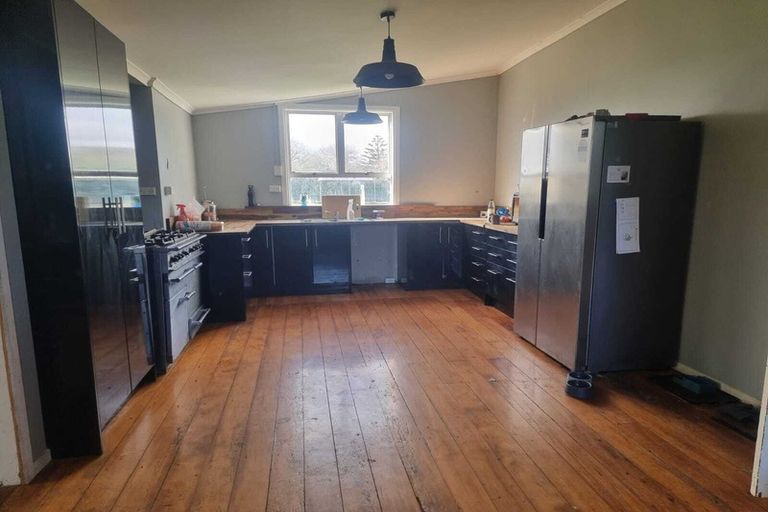 Photo of property in 28 Denby Road, Hawera, 4672