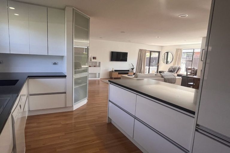 Photo of property in 10 Lochmore Street, Bishopdale, Christchurch, 8051