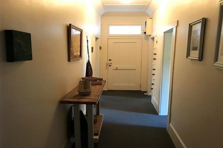 Photo of property in 7 Spencer Road, Hospital Hill, Napier, 4110