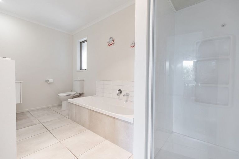 Photo of property in 38 Kuru Place, Papamoa, 3118