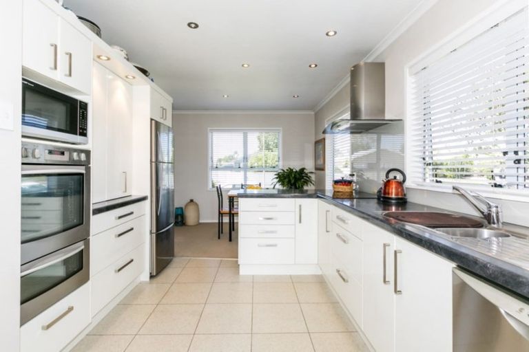 Photo of property in 33 Rochester Street, Tamatea, Napier, 4112