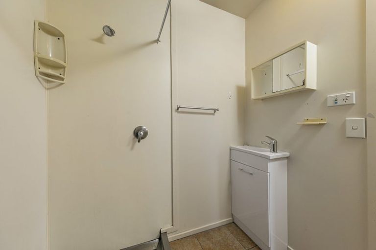 Photo of property in 16 Achilles Place, Wanaka, 9305