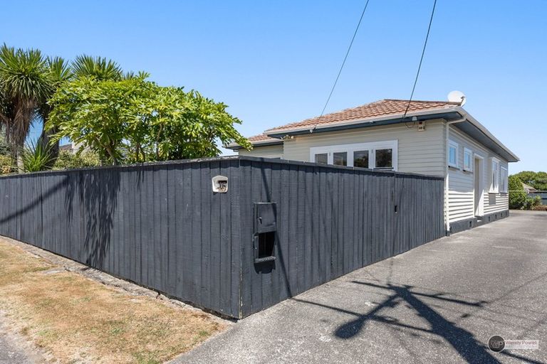 Photo of property in 15 Ropata Crescent, Boulcott, Lower Hutt, 5010