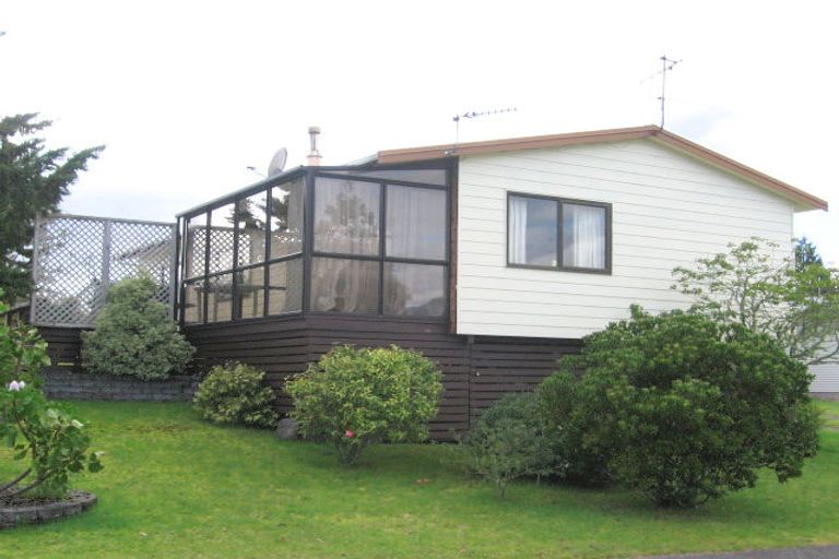 Photo of property in 14 Pleasant Place, Pauanui, Hikuai, 3579