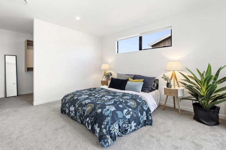 Photo of property in 14 Moonstone Street, Albert Town, Wanaka, 9305