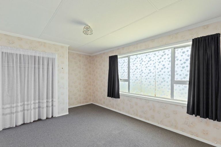 Photo of property in 45 Clifton Drive, Waitara, 4320