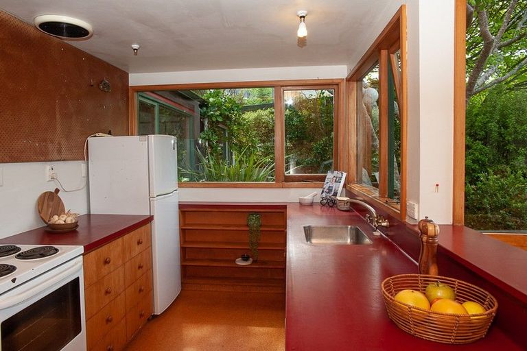 Photo of property in 23 Merlincote Crescent, Governors Bay, Lyttelton, 8971