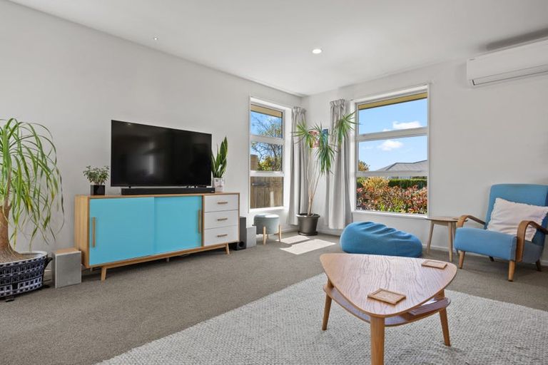 Photo of property in 27 Pegasus Main Street, Pegasus, 7612
