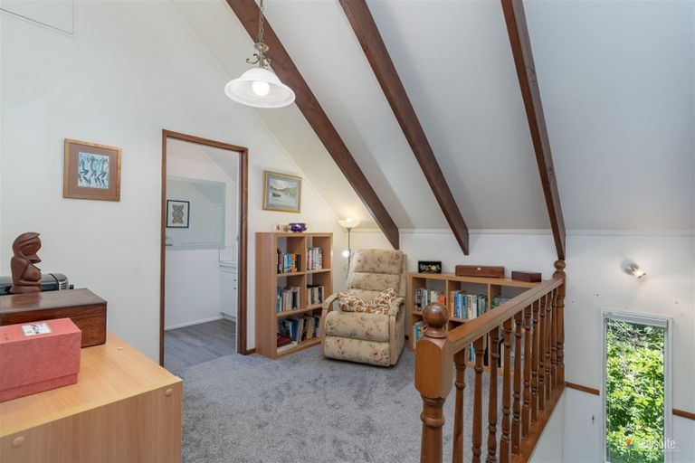 Photo of property in 153b Tirohanga Road, Tirohanga, Lower Hutt, 5010