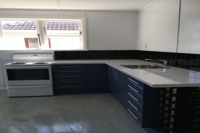 Photo of property in 35 Fisk Street, Naenae, Lower Hutt, 5011