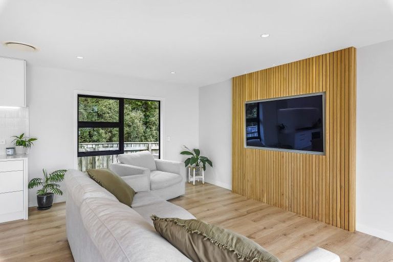 Photo of property in 55 Elizabeth Street, Waikanae, 5036