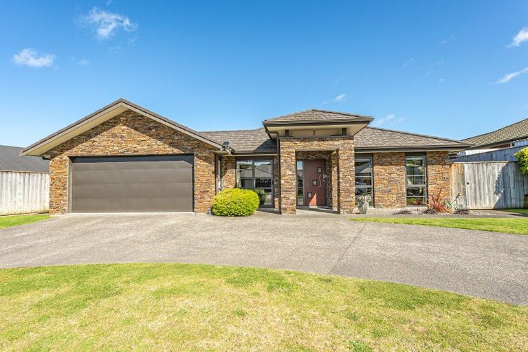 Photo of property in 33 Edith Collier Drive, Otamatea, Whanganui, 4500