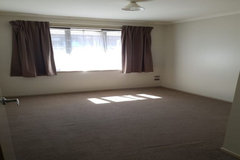 Photo of property in 1/102 Old Farm Road, Hamilton East, Hamilton, 3216