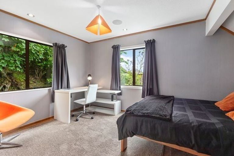 Photo of property in 12 Kimberley Way, Khandallah, Wellington, 6035