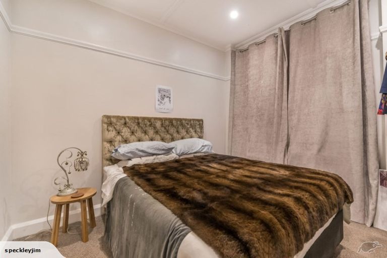 Photo of property in 3/246 Oriental Parade, Oriental Bay, Wellington, 6011