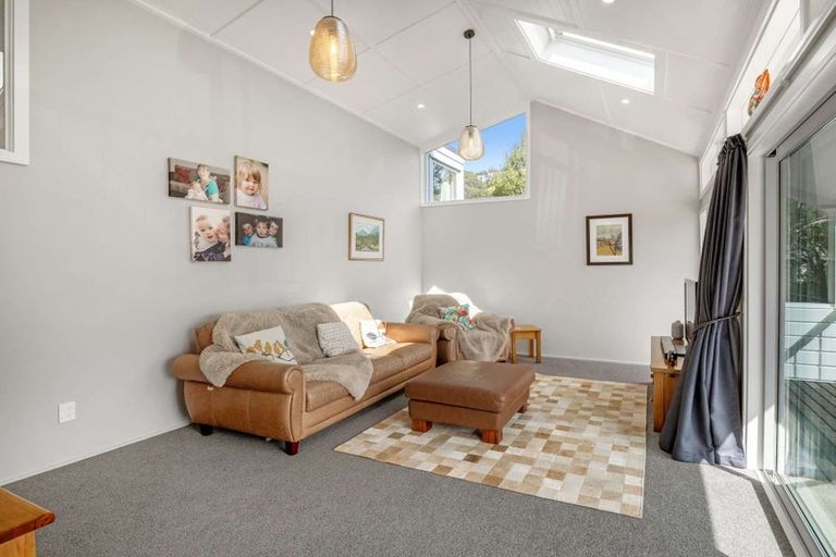 Photo of property in 19 Gunns Crescent, Cashmere, Christchurch, 8022