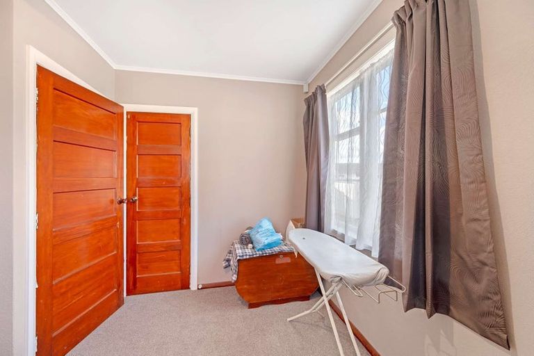Photo of property in 96 Nuffield Avenue, Marewa, Napier, 4110