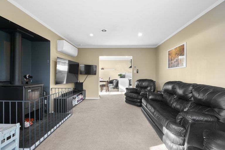 Photo of property in 13 Kathleen Crescent, Hornby, Christchurch, 8042