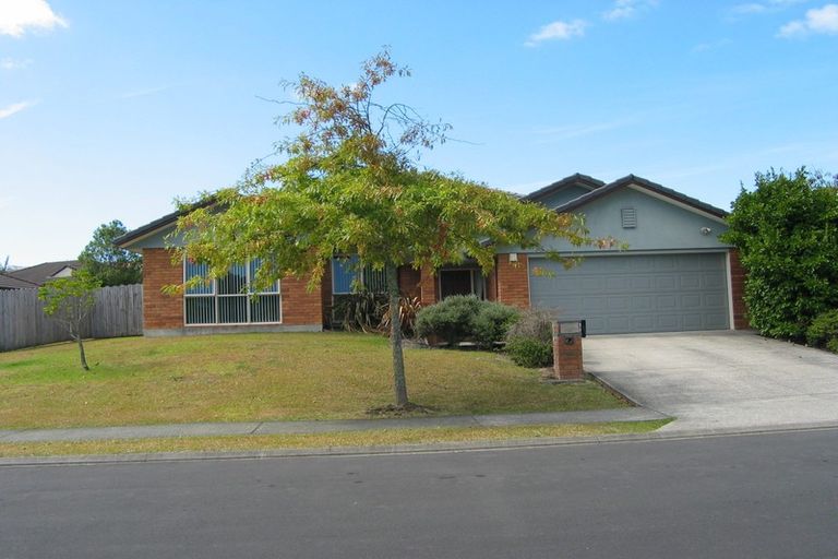 Photo of property in 14 Bibury Avenue, Henderson, Auckland, 0612
