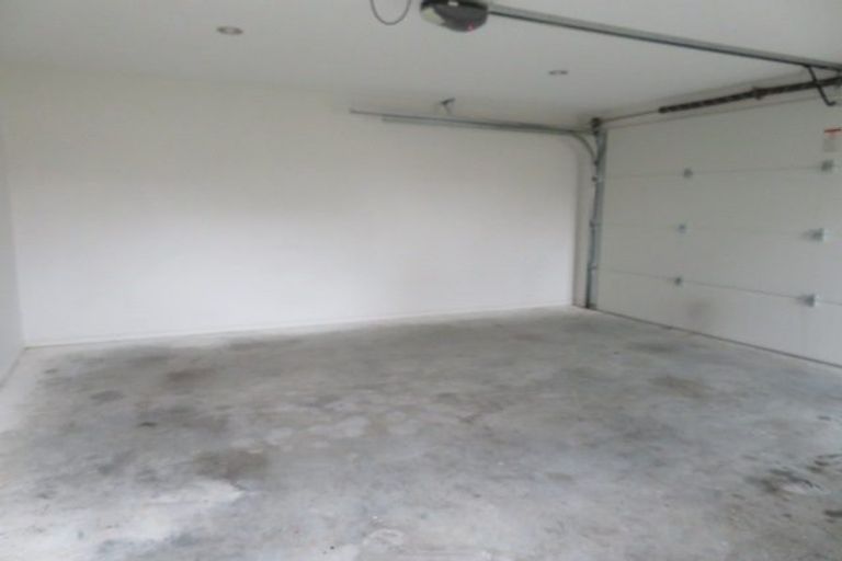 Photo of property in 70 Pencaitland Drive, Flat Bush, Auckland, 2019