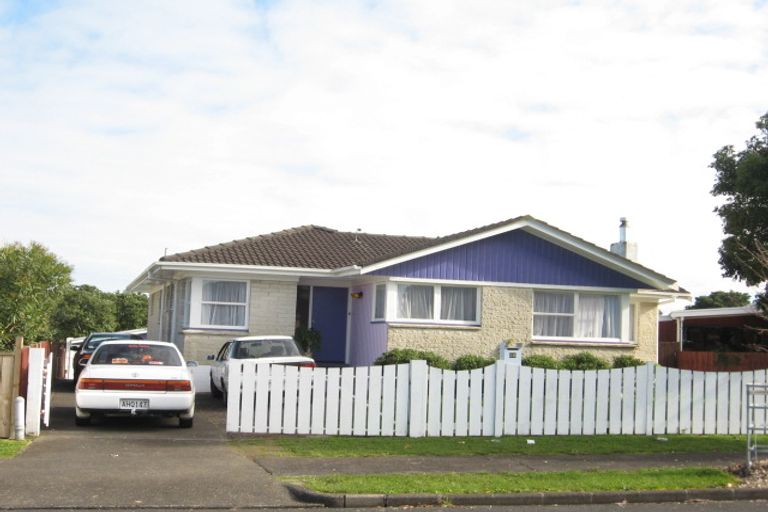 Photo of property in 28 Mcdivitt Street, Manurewa, Auckland, 2102