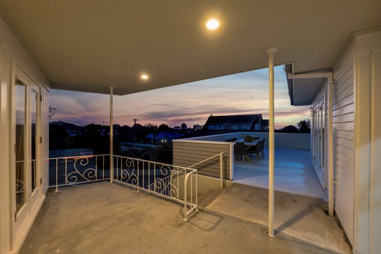 Photo of property in 39 Cameron Street, New Plymouth, 4310