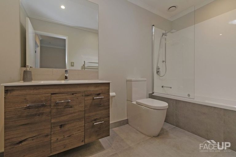 Photo of property in 18 Walter Merton Road, Hobsonville, Auckland, 0616