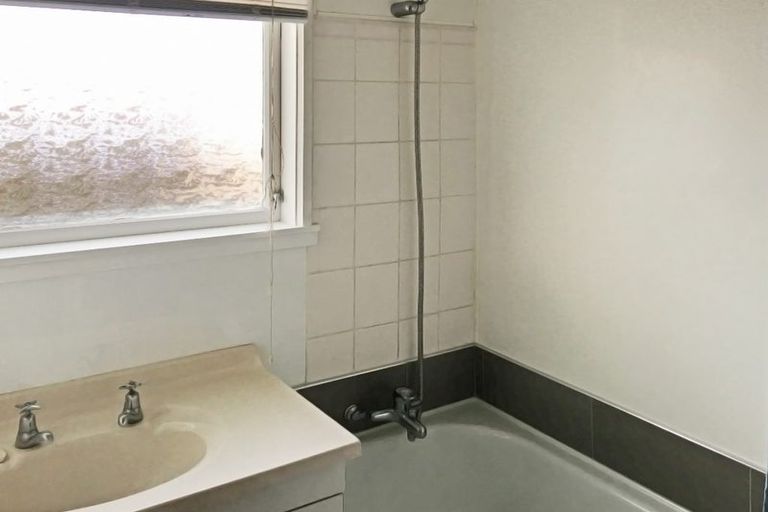 Photo of property in 2/267 Kennedy Road, Onekawa, Napier, 4110