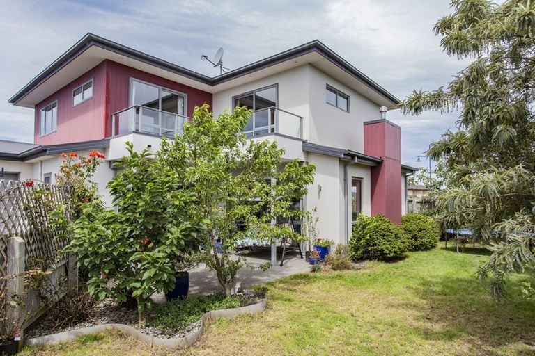Photo of property in 22 Tahuna Street, Pegasus, 7612