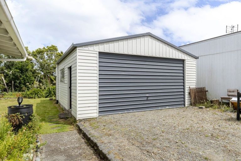 Photo of property in 53 Titania Street, Stratford, 4332