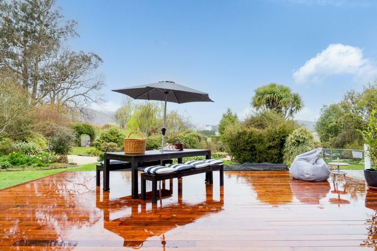 Photo of property in 108 Limeworks Road, Circle Hill, Milton, 9291