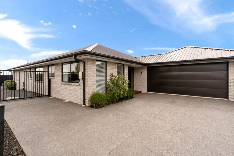Photo of property in 19 Glengael Drive, Halswell, Christchurch, 8025