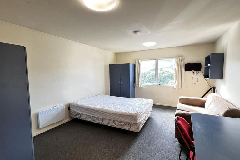 Photo of property in Basin Reserve Complex, 24/4 Sussex Street, Mount Cook, Wellington, 6021