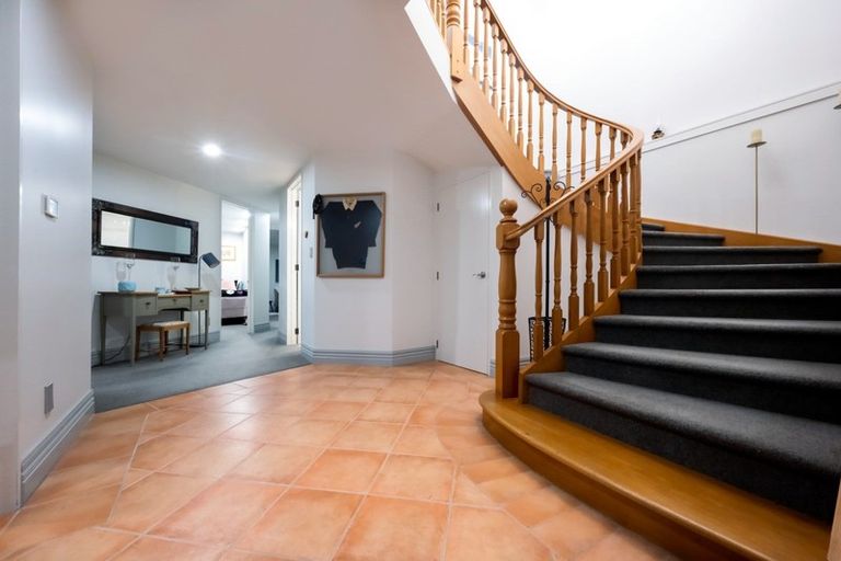 Photo of property in 10 Andrea Place, Sunnyhills, Auckland, 2010