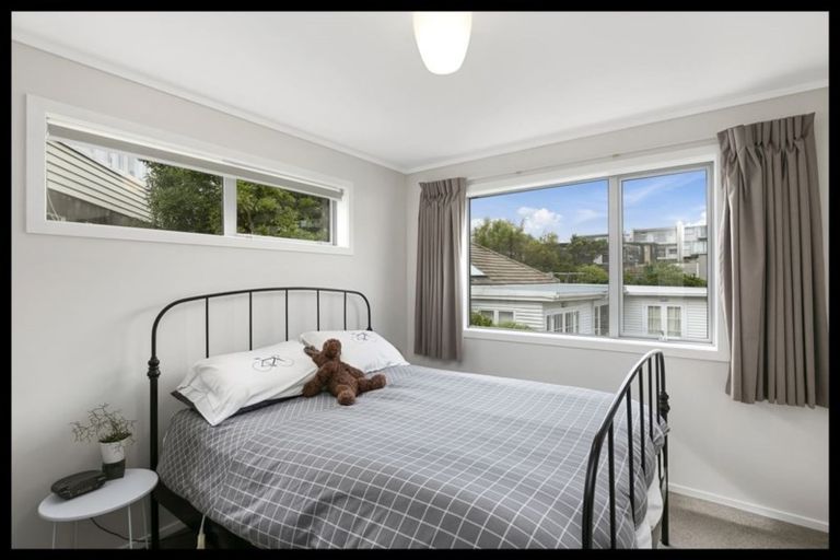 Photo of property in 42b Mandalay Terrace, Khandallah, Wellington, 6035