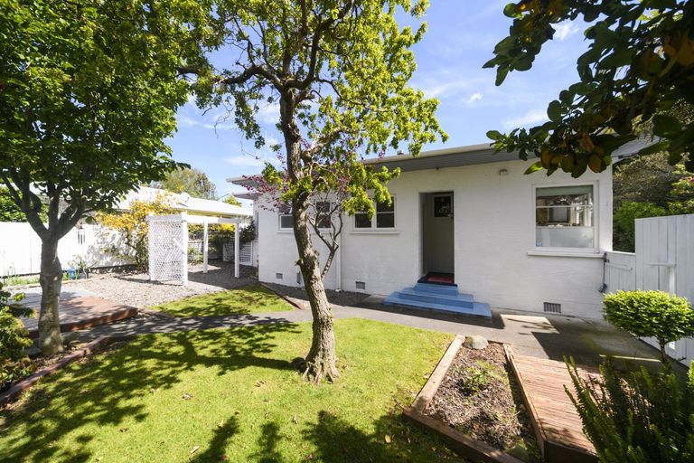 Photo of property in 31 Worcester Street, West End, Palmerston North, 4410