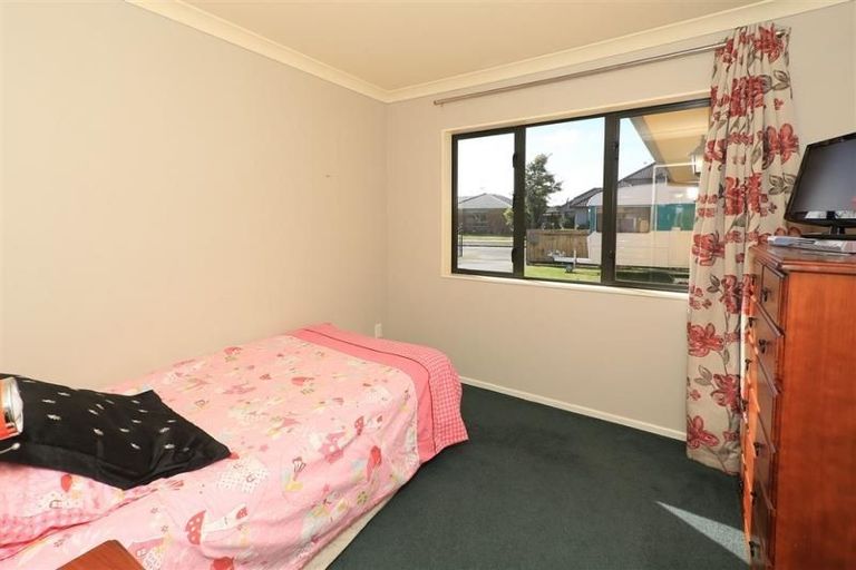 Photo of property in 23 Admiral Crescent, Flagstaff, Hamilton, 3210