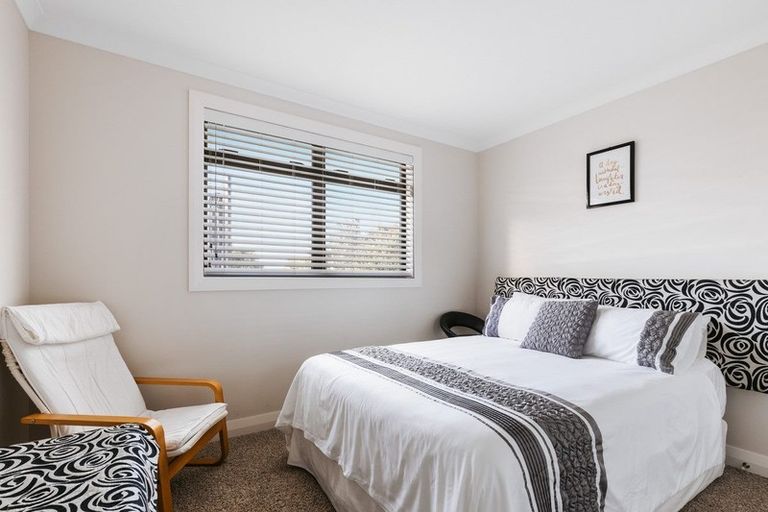 Photo of property in 8d Gane Place, Omokoroa, 3114