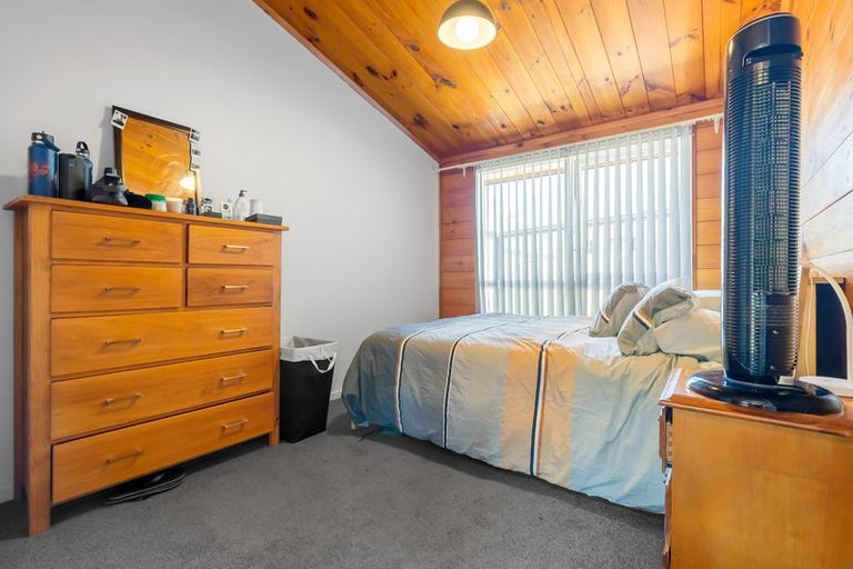 Photo of property in 10 Liston Avenue, Hilltop, Taupo, 3330