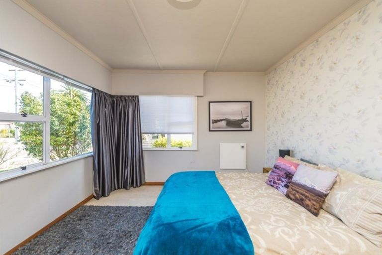 Photo of property in 35 Durie Street, Durie Hill, Whanganui, 4500